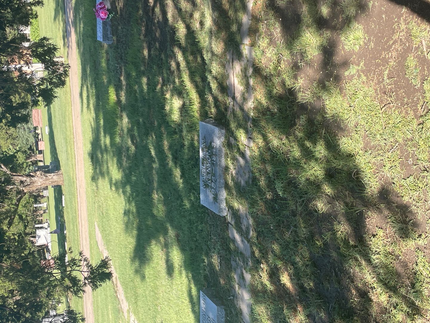 Matilda M. Kenyon's grave. Photo 1