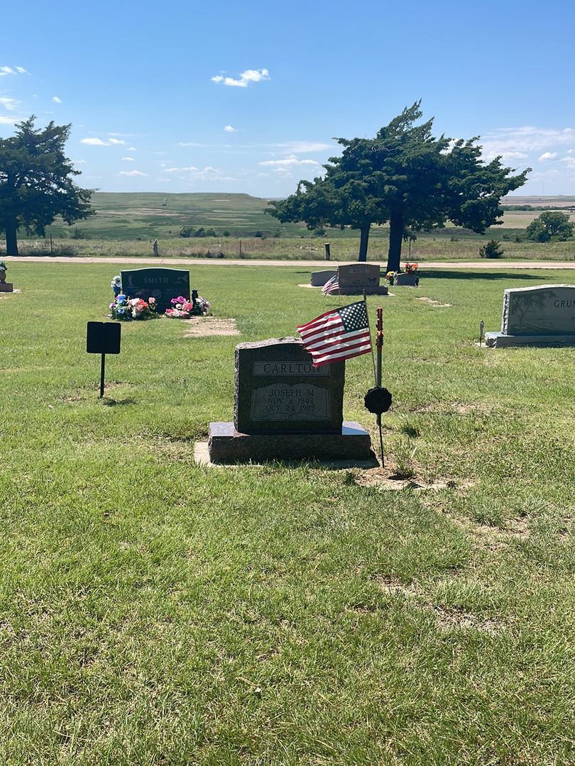 Joseph M. Carlton's grave. Photo 1