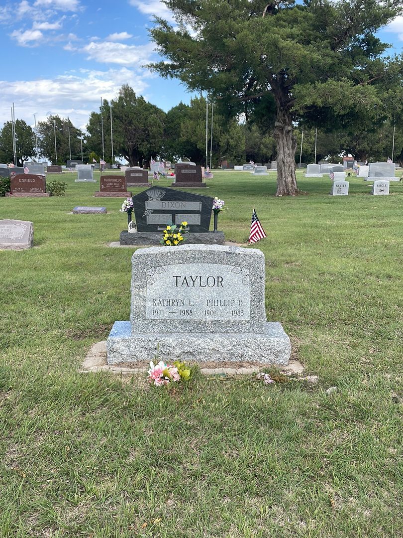 Kathryn L. Taylor's grave. Photo 1