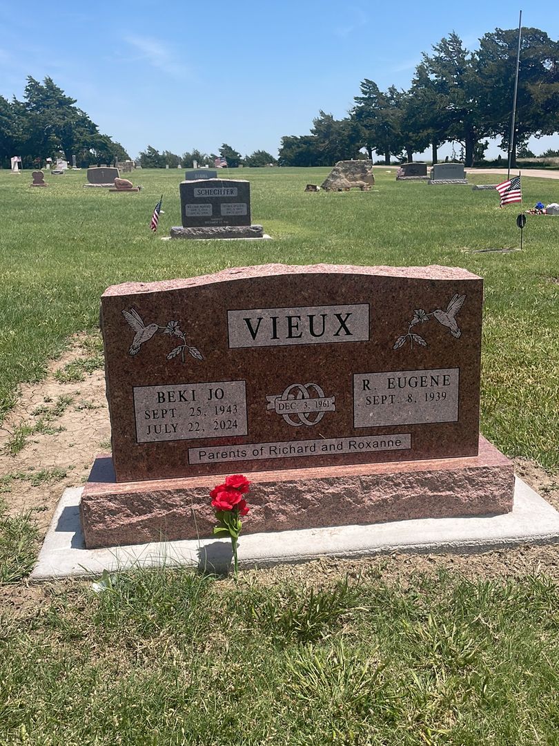 Beki Jo Vieux's grave. Photo 1