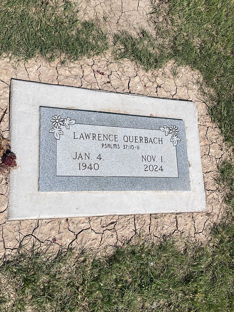 Lawrence Querbach's grave. Photo 1