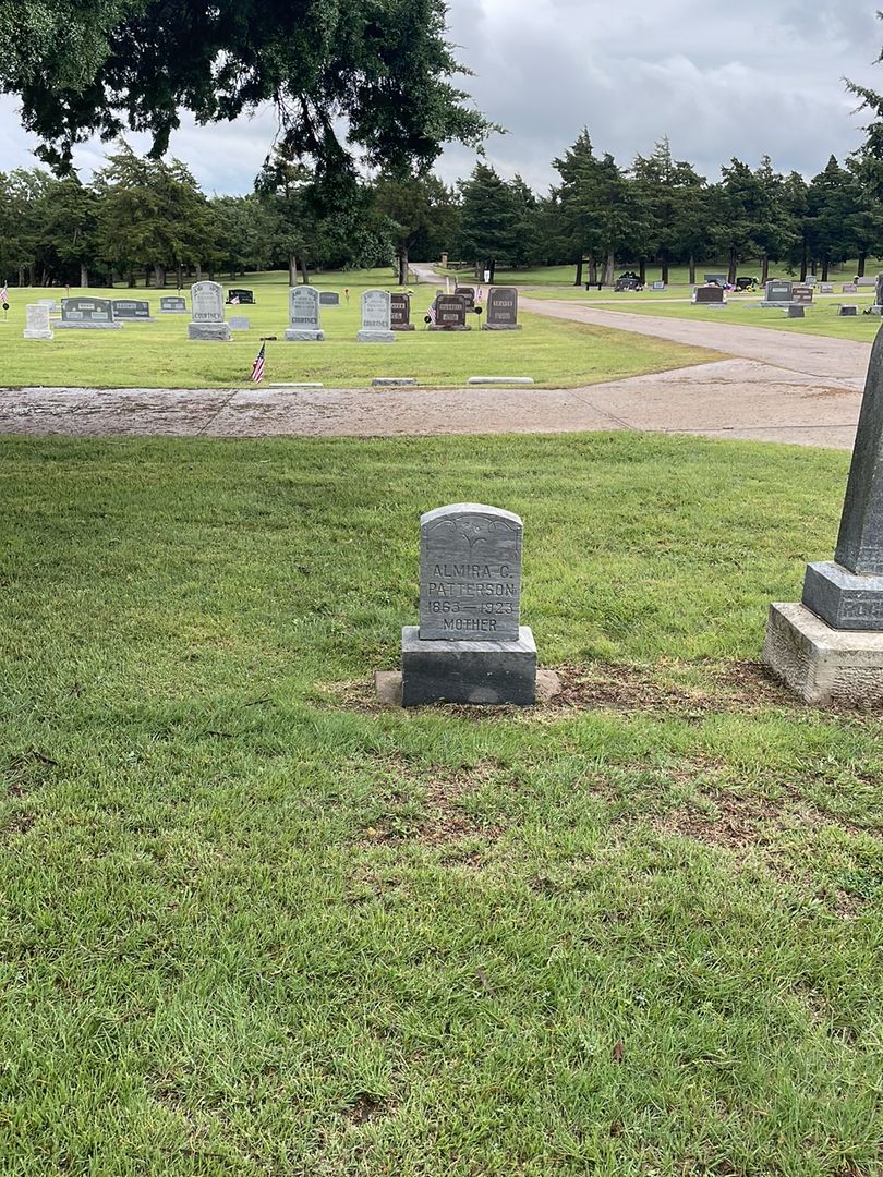 Almira C. Patterson's grave. Photo 1