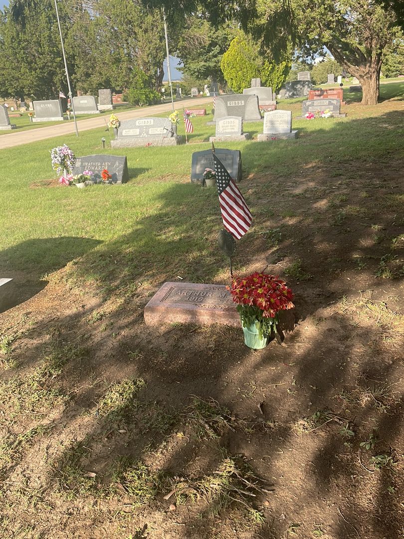 Arthur M. Baker's grave. Photo 1
