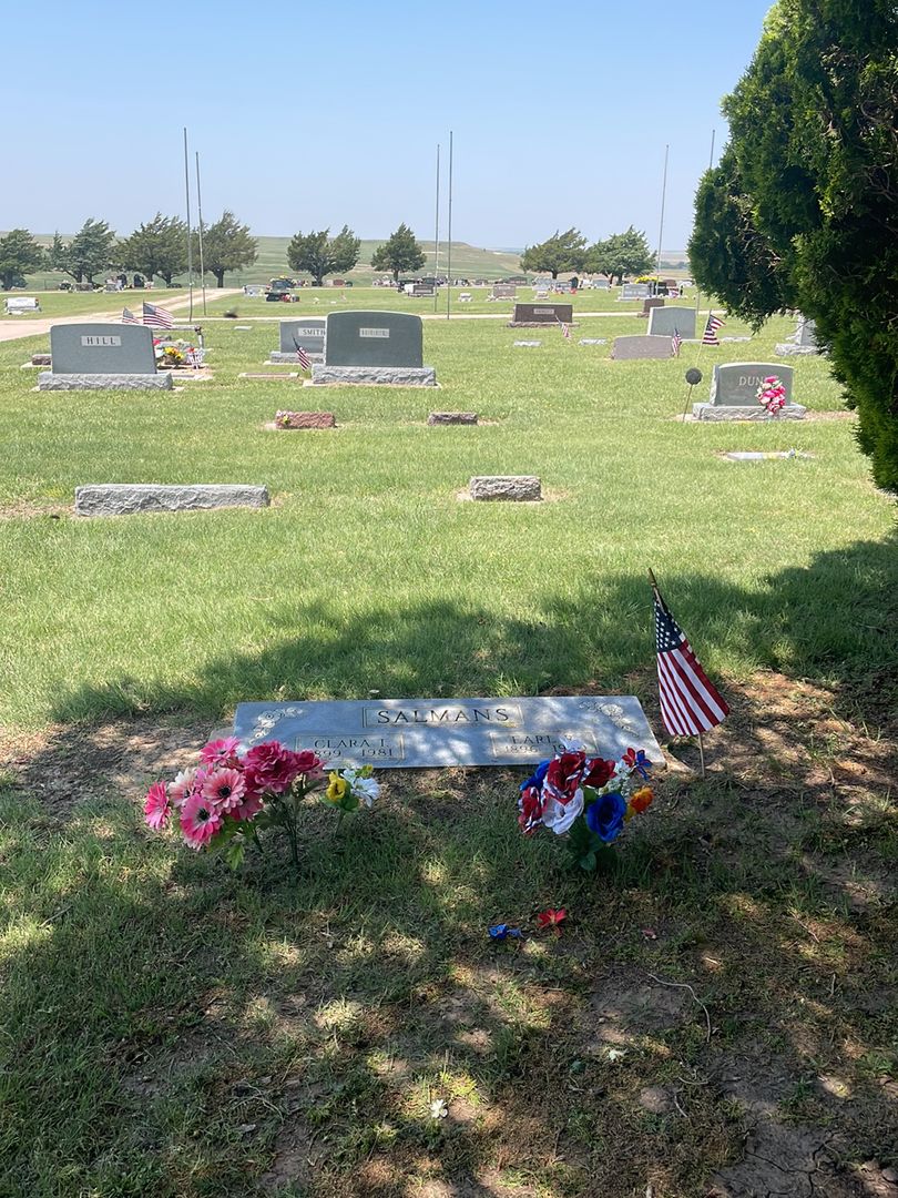 Clara I. Salmans's grave. Photo 1