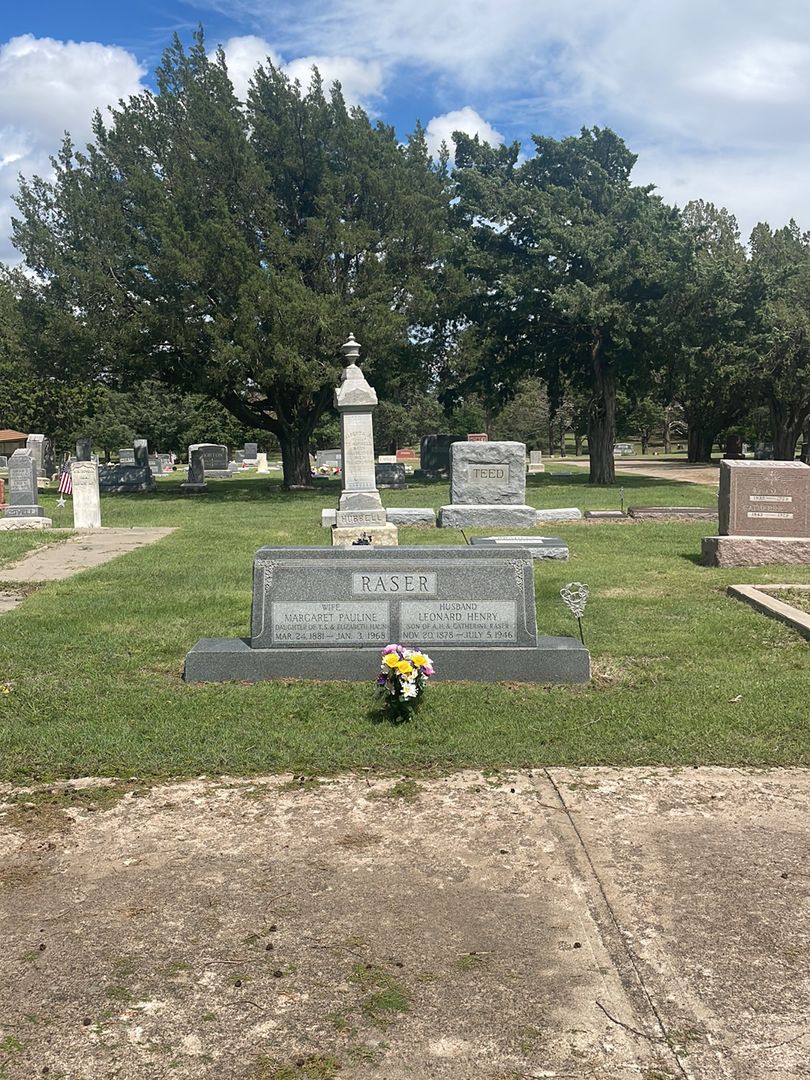 Leonard Henry Raser's grave. Photo 1