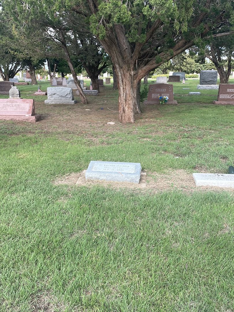 N. Leone Fisher's grave. Photo 1