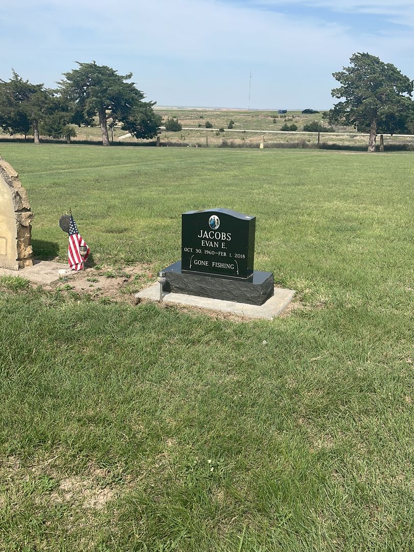 Evan E. Jacobs's grave. Photo 1