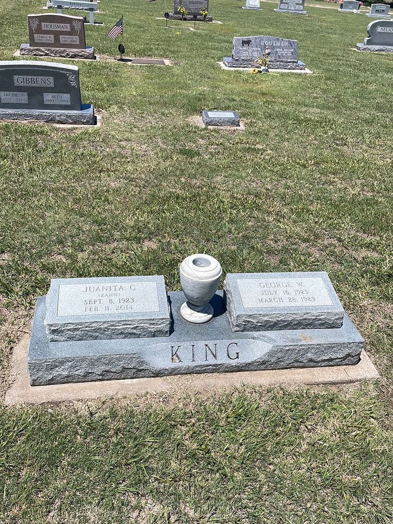 Juanita C. Zahn King's grave. Photo 1