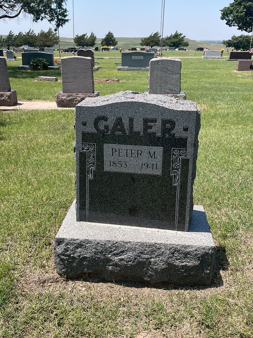 Peter M. Galer's grave. Photo 1