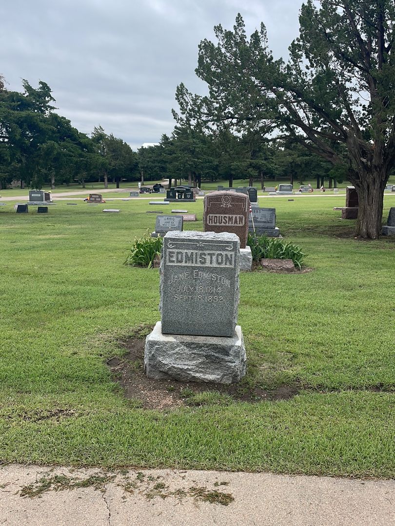Jane Edmiston's grave. Photo 1