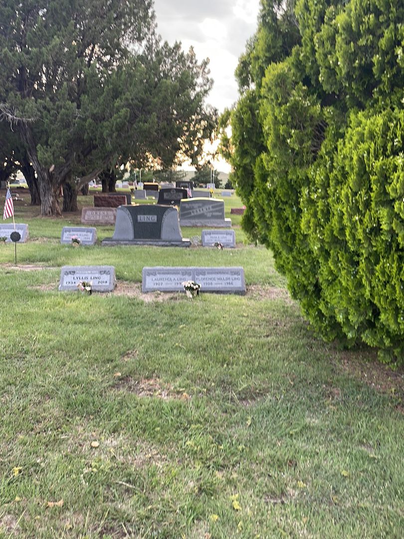 Florence Walsh Ling's grave. Photo 1