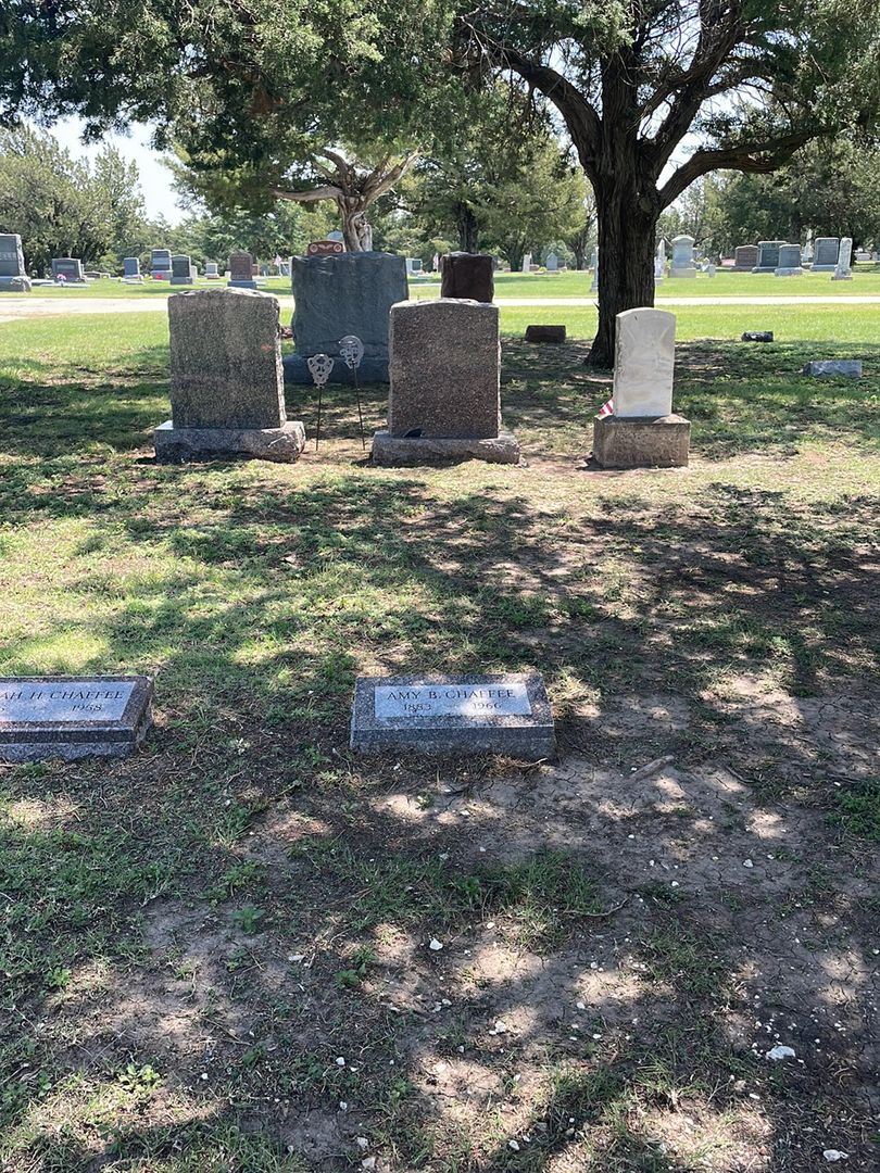 Amy B. Chaffee's grave. Photo 1