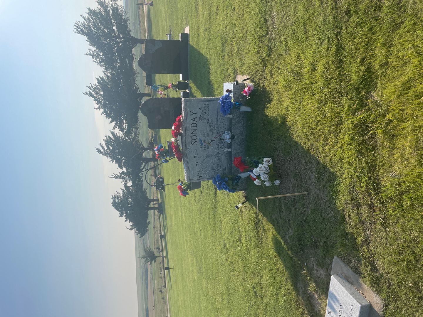 Opal M. Eichman Sonday's grave. Photo 1